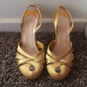 Yellow heels